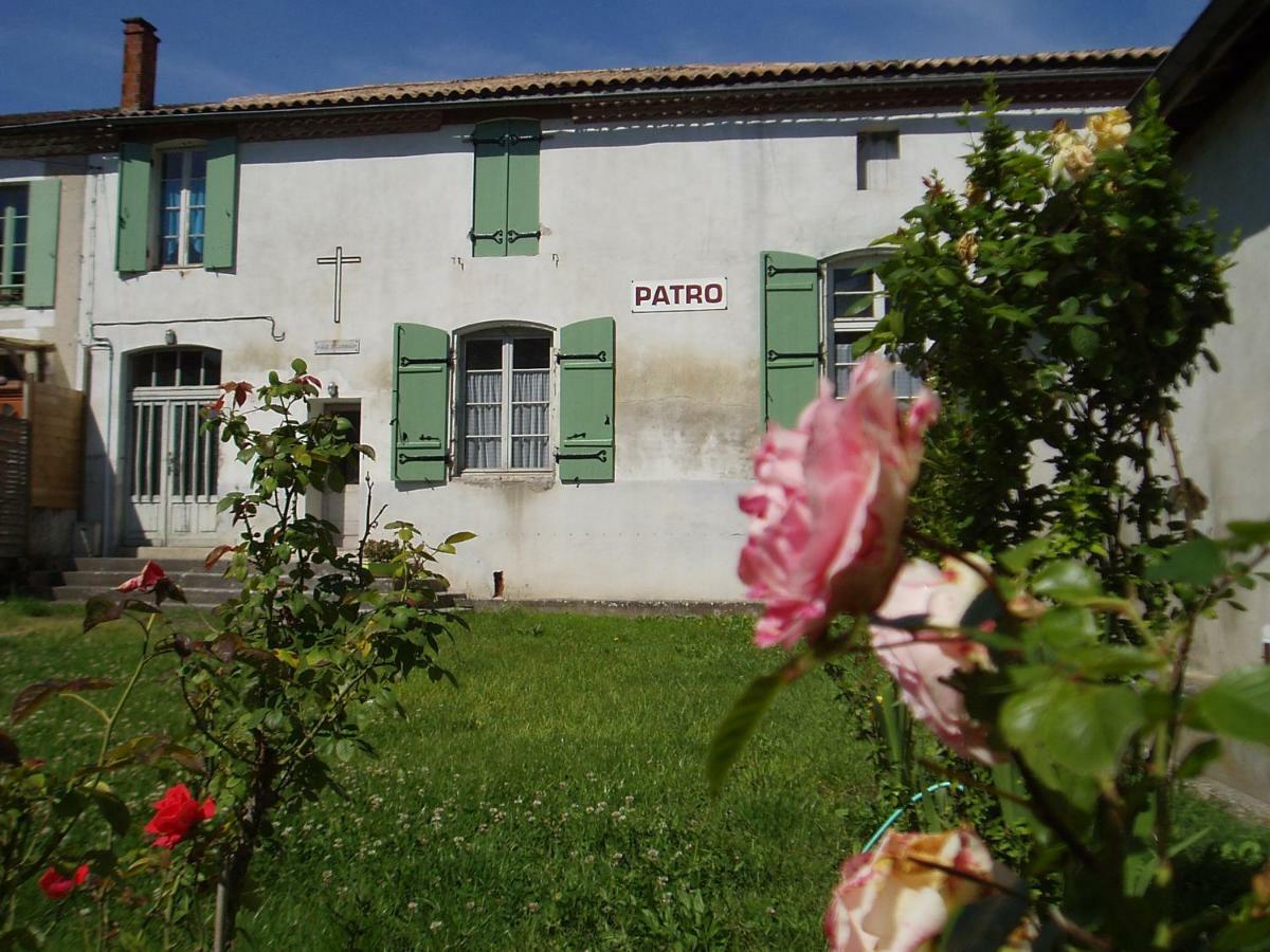 L'Ancien Patronage Casa de hóspedes Caumont-sur-Garonne Exterior foto